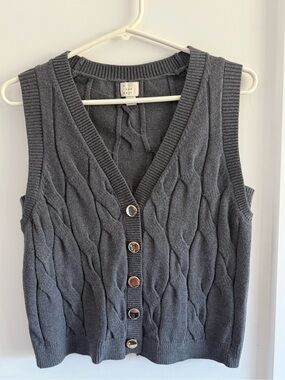a new day Gray Cable Knit V-Neck Button Sweater Vest